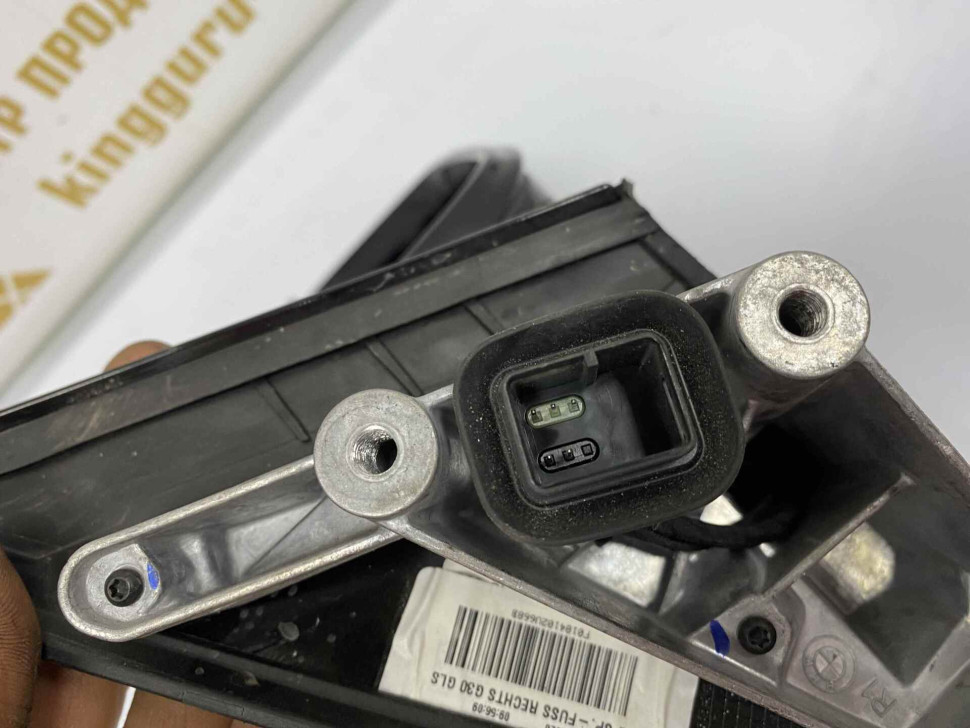 Корпус зеркала правый 5-пин BMW 5 G30 OEM 51167485160 Корпус зеркала правый 5-пин BMW 5 G30 OEM 51167485160