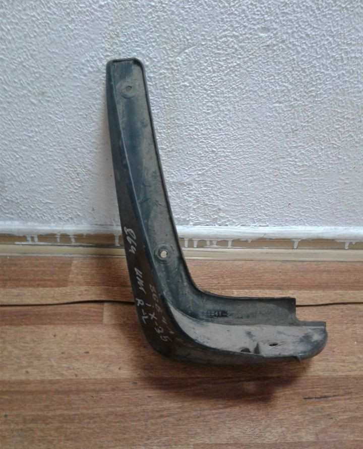 Брызговик задний левый Hyundai ix35 oem 868412s000