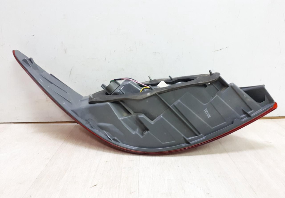 Фонарь правый Hyundai Solaris 1 седан рест oem 924024L600