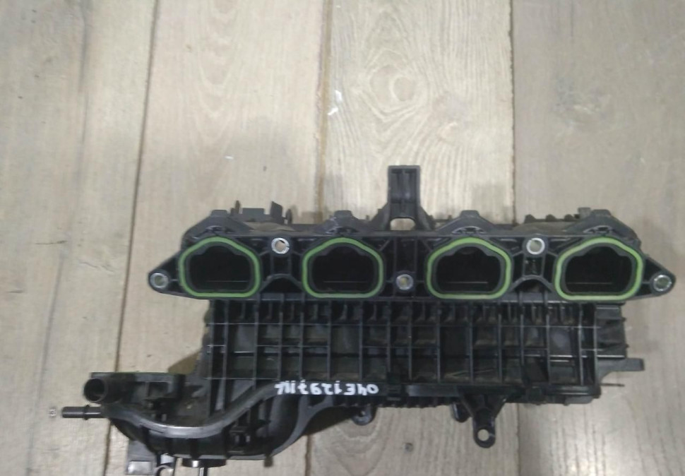 Впускной коллектор бу Skoda Superb 3 1.4 OEM 04E129711L Впускной коллектор бу Skoda Superb 3 1.4 OEM 04E129711L