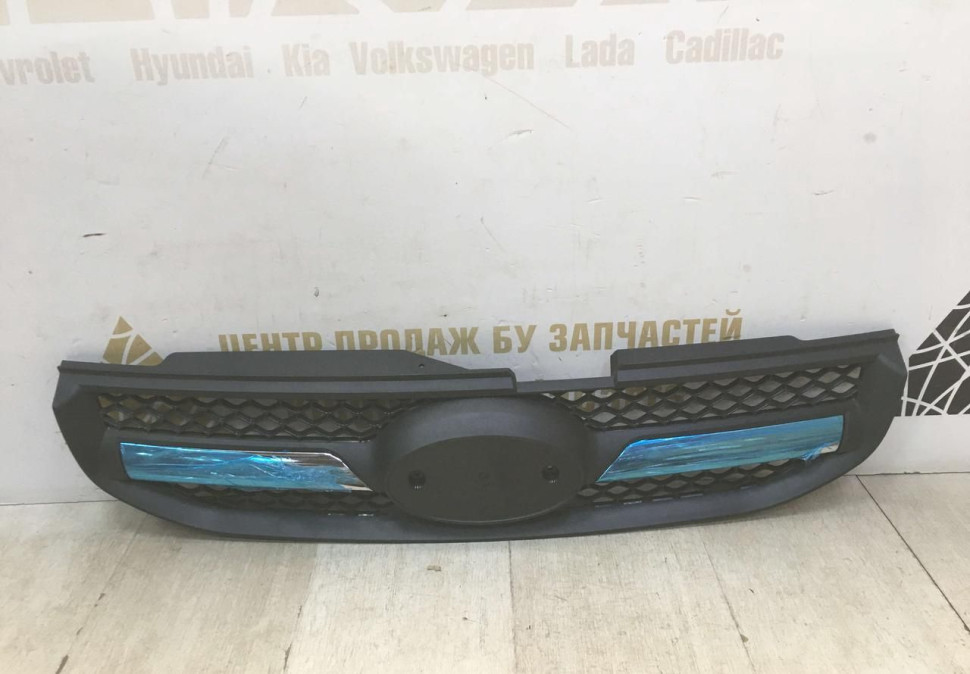Решетка радиатора Kia Sportage 2 2008 OEM 8635003000