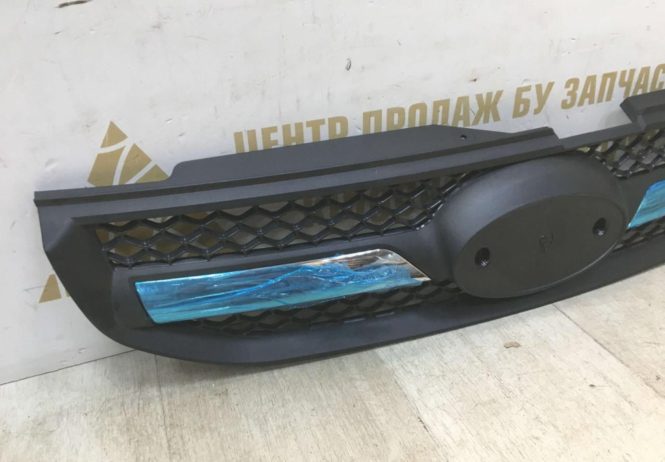 Решетка радиатора Kia Sportage 2 2008 OEM 8635003000 Решетка радиатора Kia Sportage 2 2008 OEM 8635003000