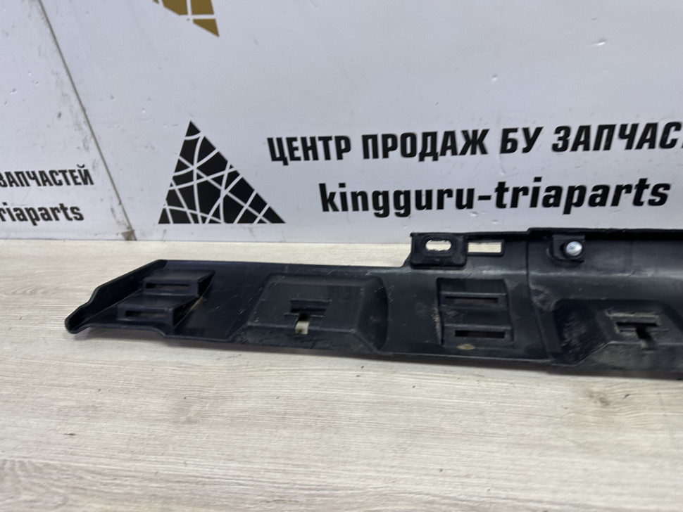 Порог левый бу Renault Sandero Stepway 2 OEM 764190070R