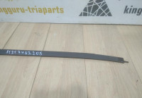 Молдинг лобового стекла левый бу BMW X5 F15 OEM 51317462205