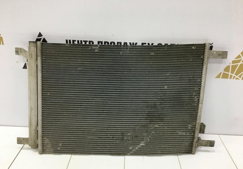 Радиатор кондиционера Skoda Octavia A7 OEM 5Q0816411BG
