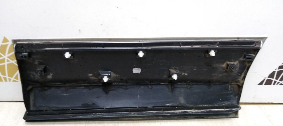 Молдинг двери задний правый Volkswagen Tiguan 2 2017> oem 5NA854950N Молдинг двери задний правый Volkswagen Tiguan 2 2017> oem 5NA854950N