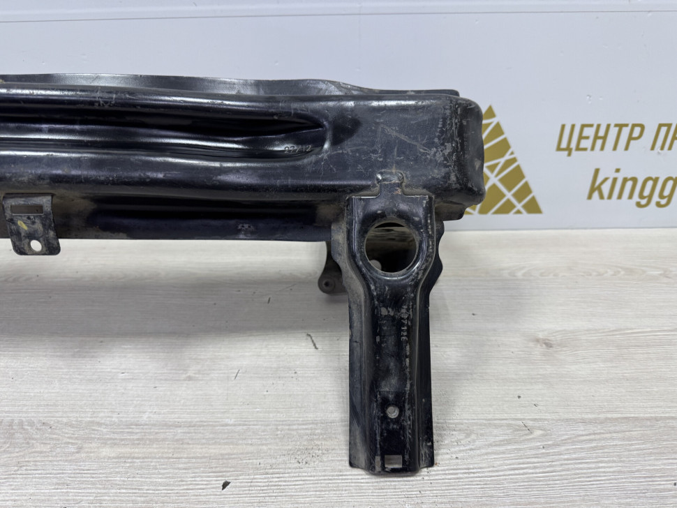 Усилитель переднего бампера Volkswagen Tiguan 1 2011 OEM 5N0807109F Усилитель переднего бампера Volkswagen Tiguan 1 2011 OEM 5N0807109F