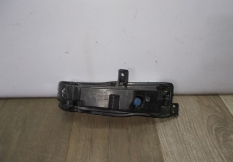 Фара ЛЭД LED противотуманная правая бу BMW X3 G01 OEM 63177412528