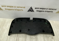 Обшивка крышки багажника Skoda Yeti OEM 5L6867975A