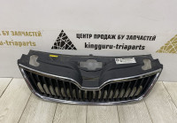 Решетка радиатора Skoda Rapid OEM 5JA853668