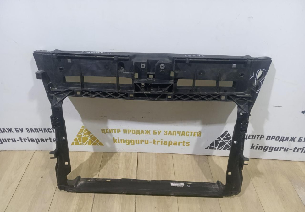 Панель передняя бу Skoda Karoq OEM 57A805588F