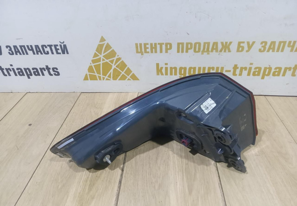 Фонарь диодный внешний правый бу BMW 5 G30 OEM 63217376464