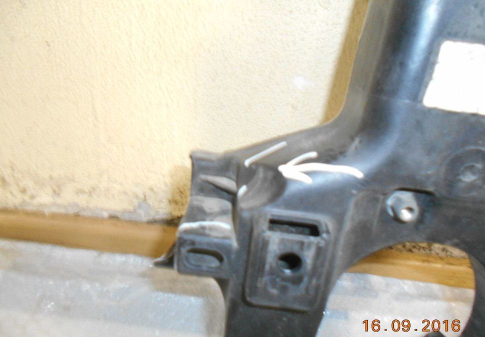 Панель передняя Volkswagen touareg 10- с деф oem 7p6805594 (скл-1)