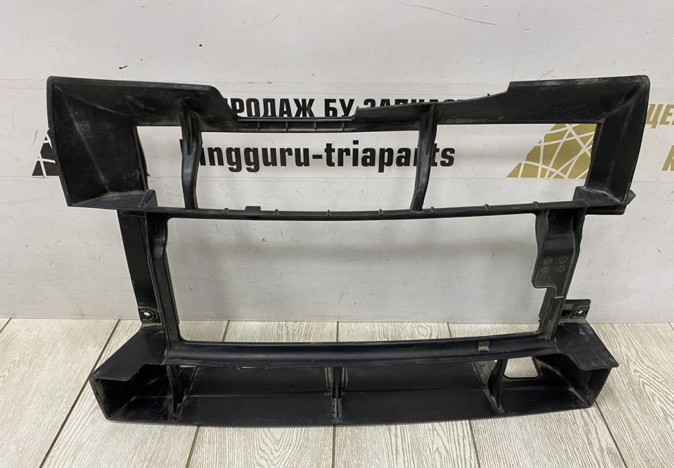 Дефлектор радиатора Hyundai Creta 2016 OEM 29135M0000 Дефлектор радиатора Hyundai Creta 2016 OEM 29135M0000