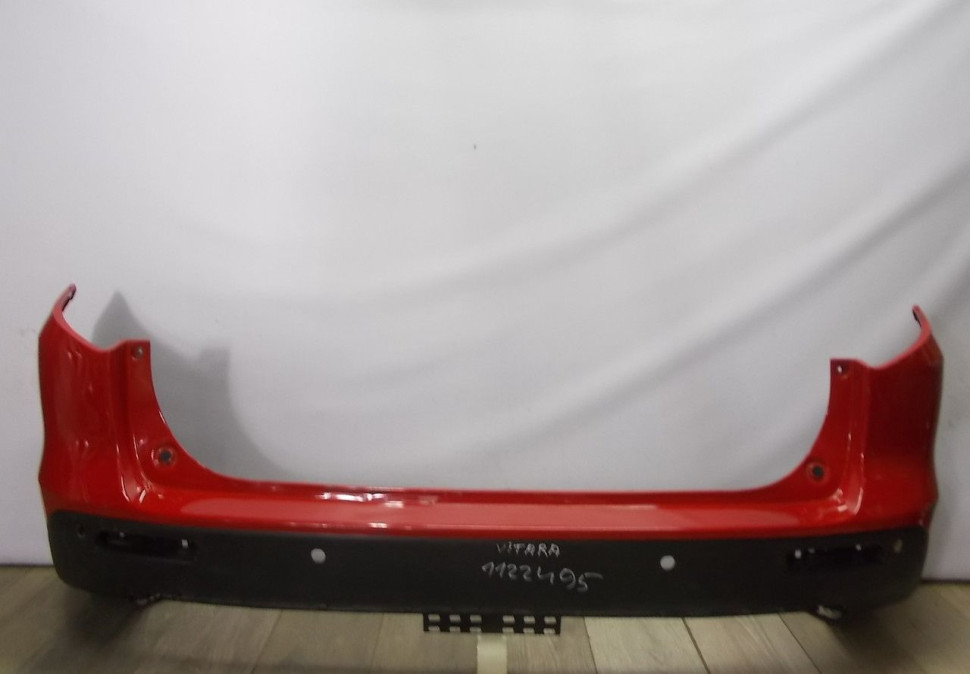 Бампер задний бу Suzuki Vitara 2 OEM 7181154P0