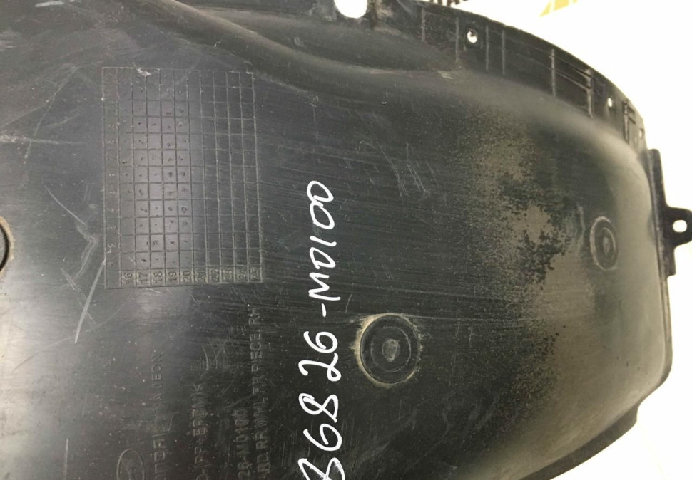 Подкрылок задний правый Hyundai Creta oem 86826m0100 Подкрылок задний правый Hyundai Creta oem 86826m0100