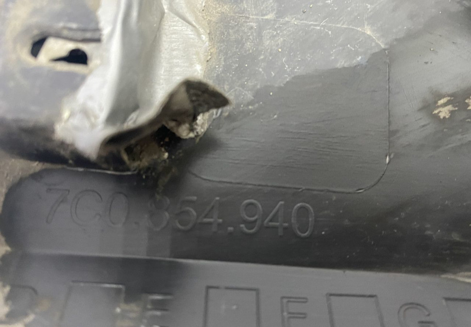 Молдинг двери передний правый Volkswagen Crafter 2 2016 OEM 7C0854940