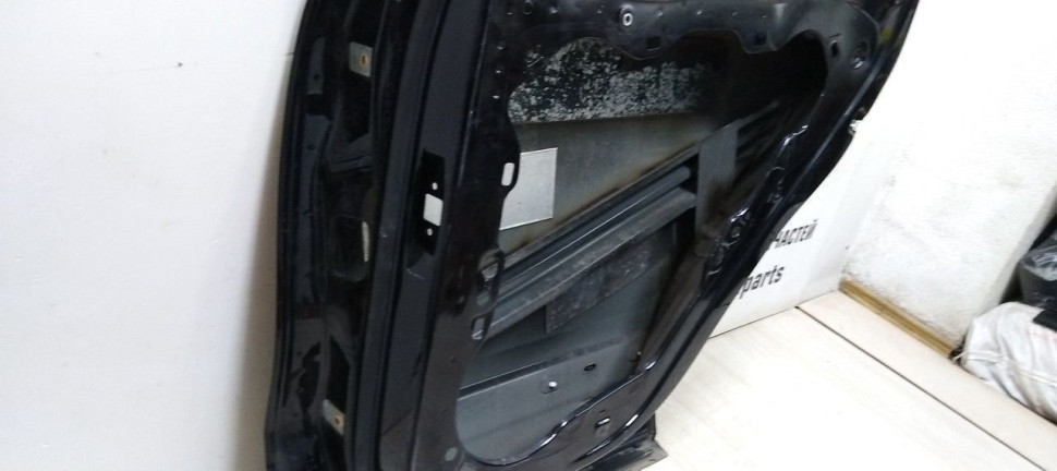 Дверь задняя правая Volkswagen Touareg 2 NF (10-18) oem 7P0833056 Дверь задняя правая Volkswagen Touareg 2 NF (10-18) oem 7P0833056