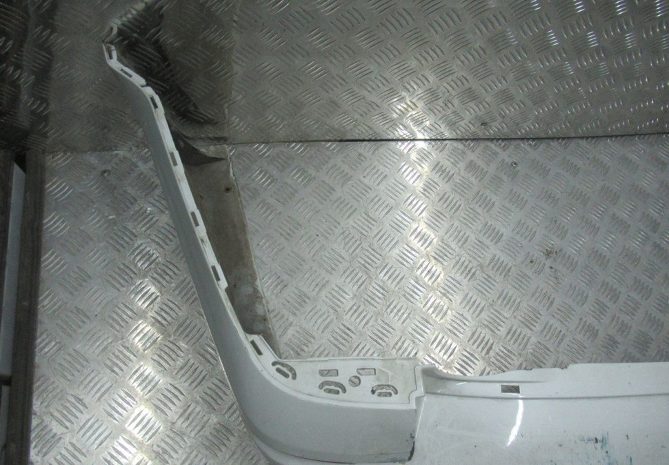 Бампер задний Volkswagen Multivan T6  oem 7e5807417d