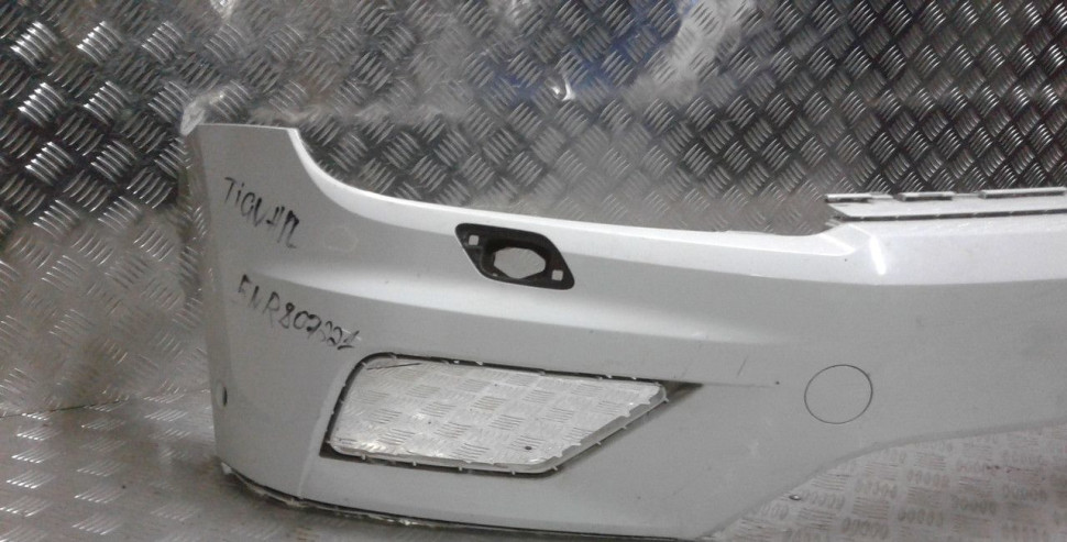 Бампер передний Volkswagen Tiguan 2 oem 5nr807221 Бампер передний Volkswagen Tiguan 2 oem 5nr807221
