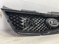 Решетка радиатора Kia Cerato купэ без Хрома (09>) oem 863501m010