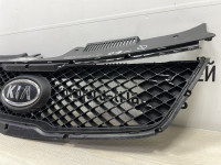 Решетка радиатора Kia Cerato купэ без Хрома (09>) oem 863501m010