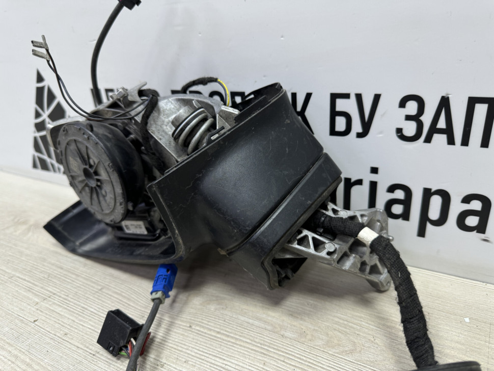 Корпус зеркала левый Volkswagen Tiguan 2 2016 OEM 5NB857501 Корпус зеркала левый Volkswagen Tiguan 2 2016 OEM 5NB857501