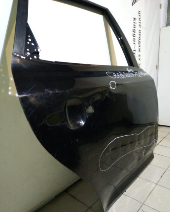 Дверь задняя правая универсал  Kia Ceed oem 770041H500 (скл-3)
