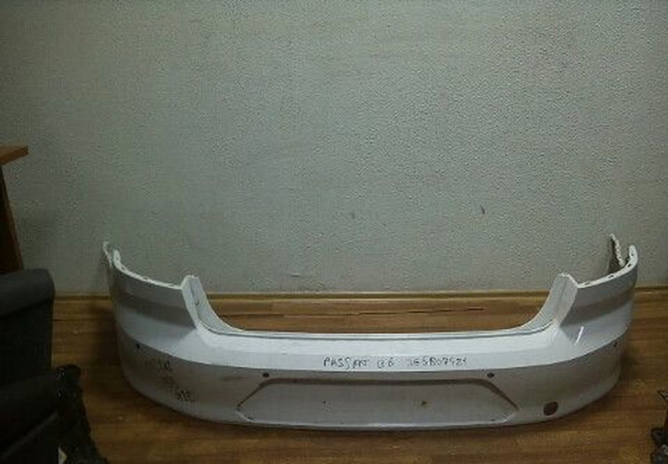 Бампер задний Volkswagen Passat B6 Oem 3g5807421