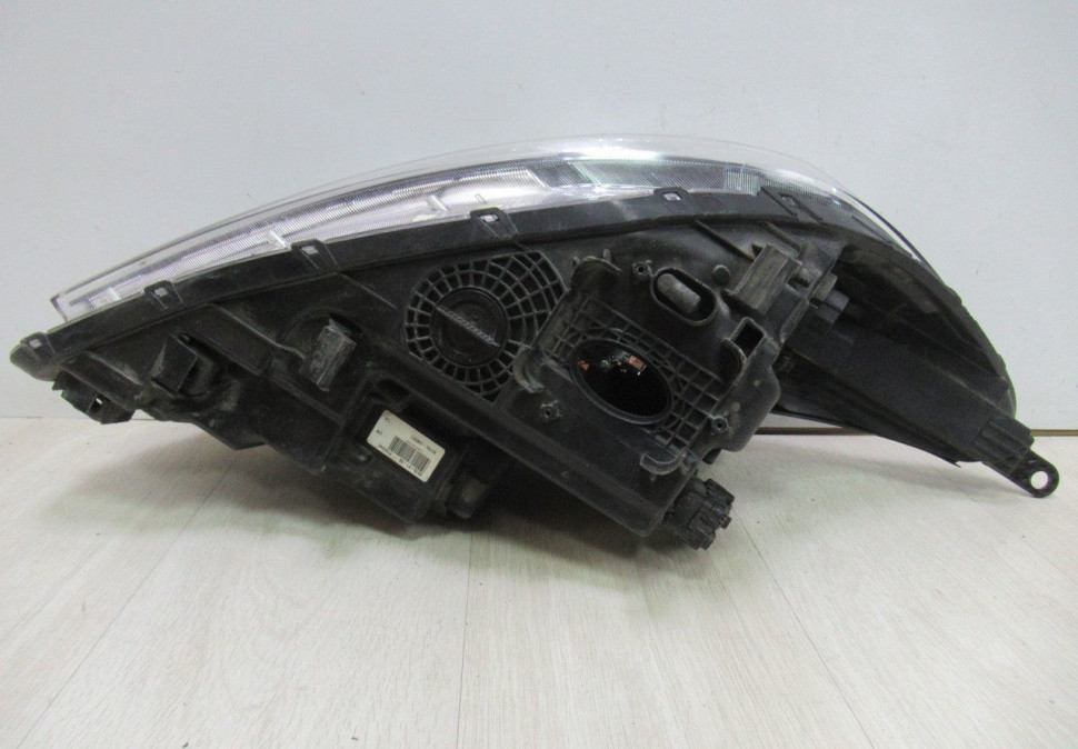 Фара левая ксенон Kia Sorento 3 2015 OEM 92101C5100 Фара левая ксенон Kia Sorento 3 2015 OEM 92101C5100
