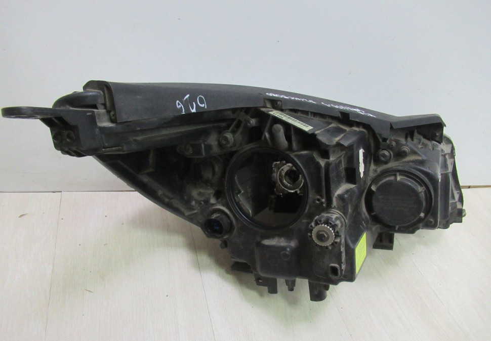Фара левая ксенон Kia Sorento 3 2015 OEM 92101C5100 Фара левая ксенон Kia Sorento 3 2015 OEM 92101C5100