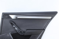 Обивка двери задняя правая бу Skoda Octavia A7 OEM 5E5867664