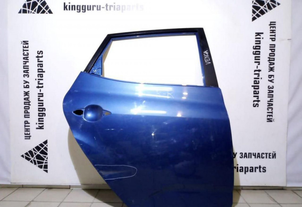 Дверь задняя правая бу Kia Venga OEM 770041P000