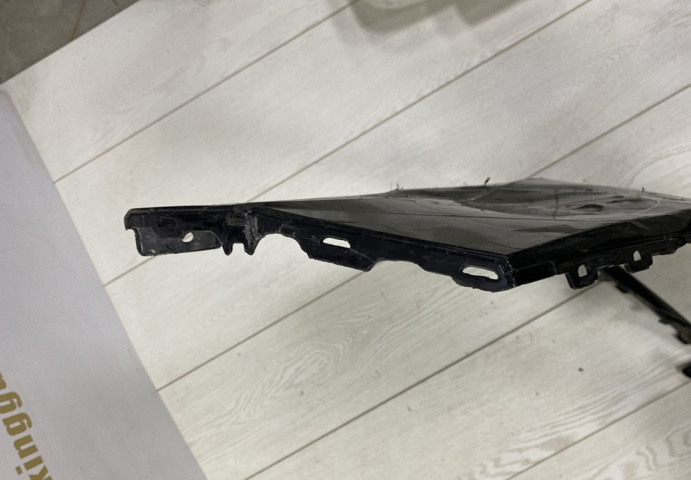 Бампер передний Volkswagen Touareg 3 2018> oem 760807221E Бампер передний Volkswagen Touareg 3 2018> oem 760807221E