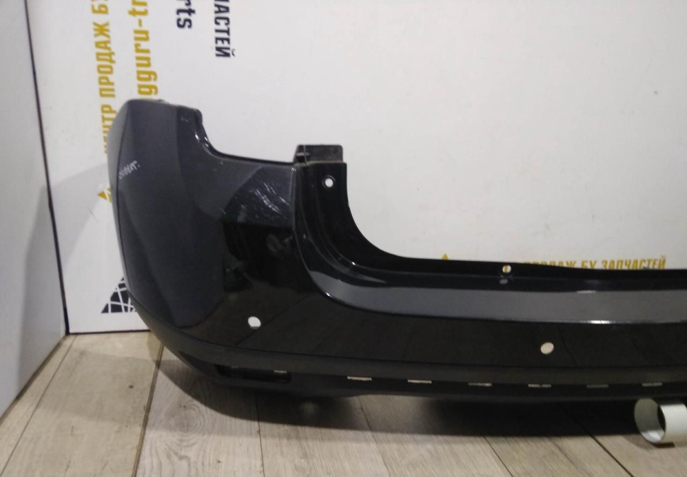 Бампер задний бу Renault Duster OEM 850225291R (В)