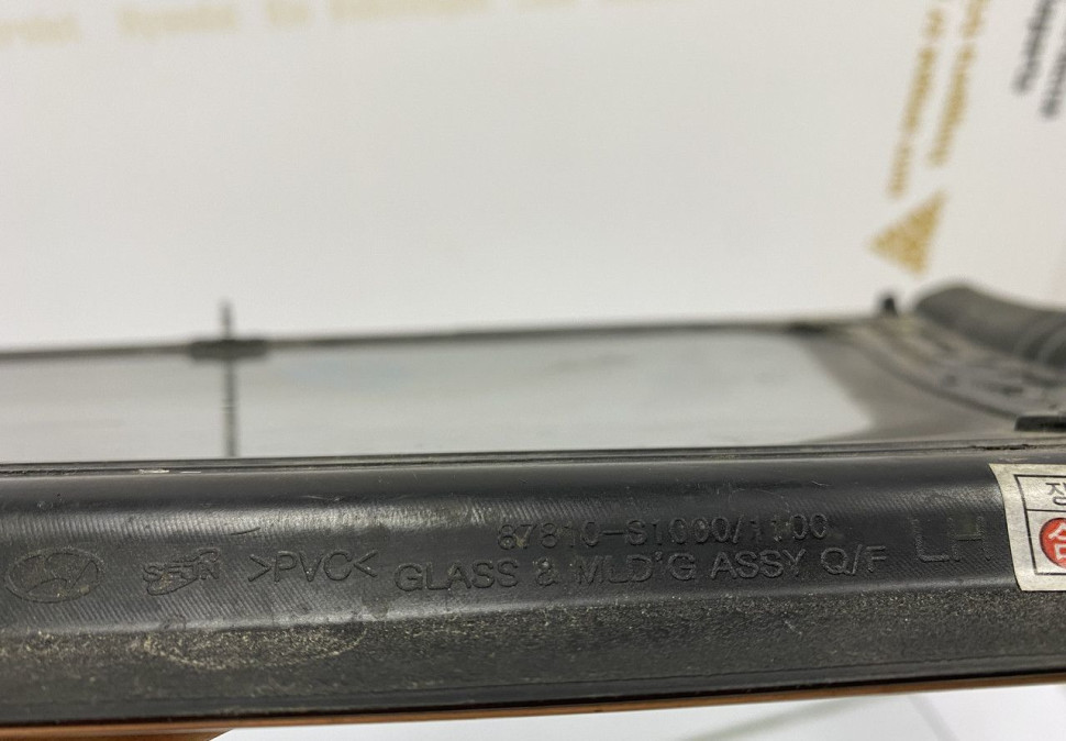 Стекло заднее боковое левое Hyundai Santa Fe 4 2018 oem 87810S1000 Стекло заднее боковое левое Hyundai Santa Fe 4 2018 oem 87810S1000