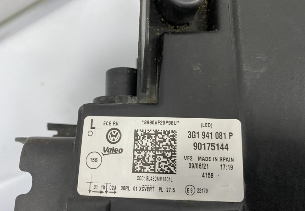 Фара левая LED Volkswagen Passat B8 2019 OEM 3G1941081P Фара левая LED Volkswagen Passat B8 2019 OEM 3G1941081P