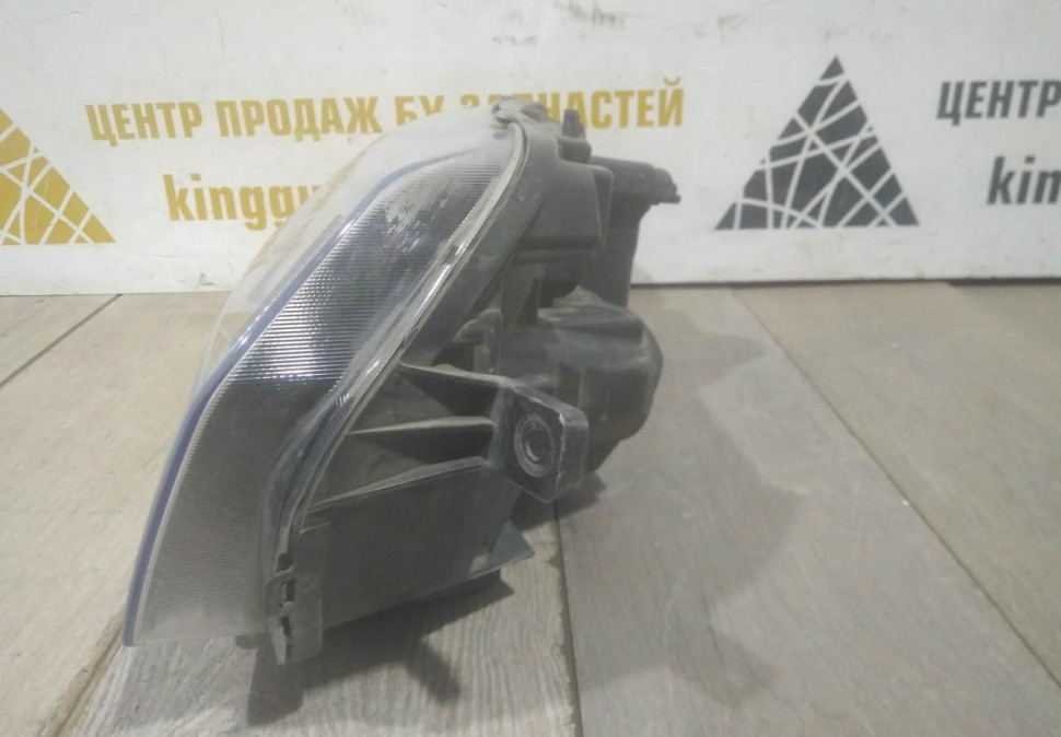 Фара правая бу Renault Logan 2 рестайлинг OEM 260100437R