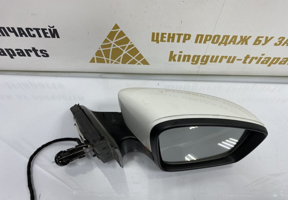 Зеркало правое 6 пин Skoda Rapid рестайлинг OEM 5JB857502J Зеркало правое 6 пин Skoda Rapid рестайлинг OEM 5JB857502J