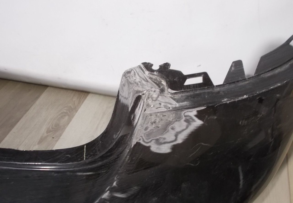Бампер задний бу Renault Fluence OEM 850220041R