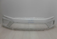 Бампер передний Volkswagen Touareg NF (14-17) рест oem 7p6807221d (мал.трещ.) (слом.часть)