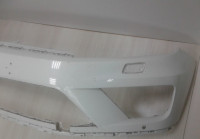 Бампер передний Volkswagen Touareg NF (14-17) рест oem 7p6807221d (мал.трещ.) (слом.часть)