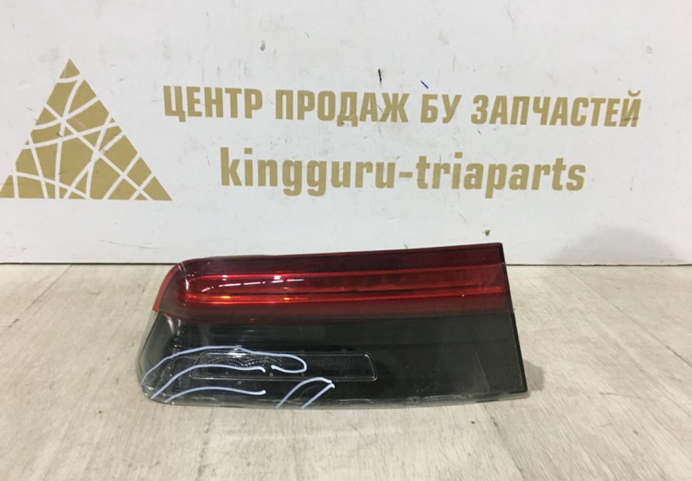Фонарь диодный левый внутренний BMW 3 G20 OEM 7420453