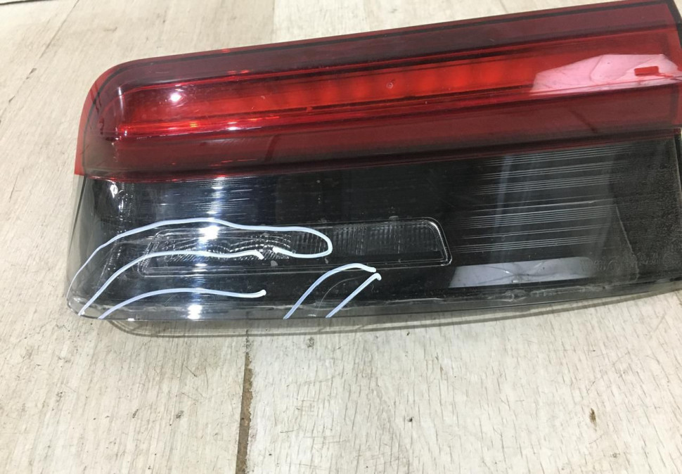 Фонарь диодный левый внутренний BMW 3 G20 OEM 7420453 Фонарь диодный левый внутренний BMW 3 G20 OEM 7420453