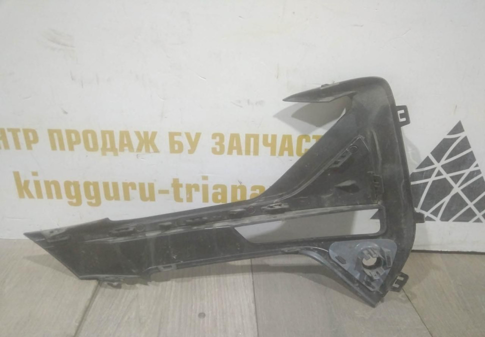 Накладка решетки бампера правая бу BMW X1 F48 рестайлинг OEM 51117954250 Накладка решетки бампера правая бу BMW X1 F48 рестайлинг OEM 51117954250