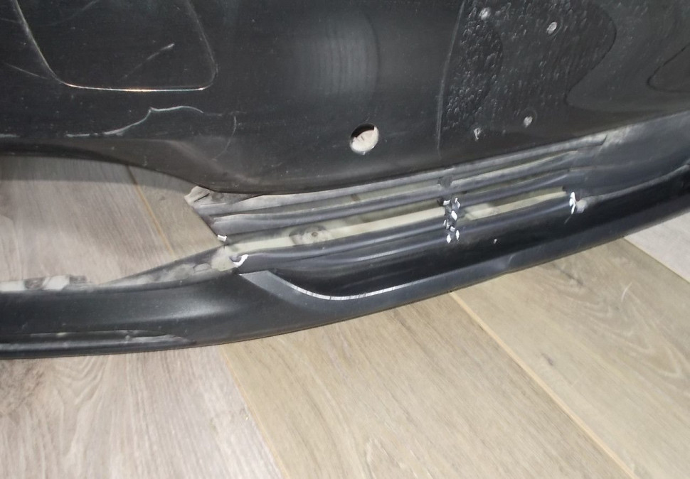 Бампер передний бу BMW 7 G11 OEM 7404723 Бампер передний бу BMW 7 G11 OEM 7404723