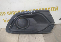 Решетка противотуманной фары правая бу Renault Logan 2 OEM 263316043R