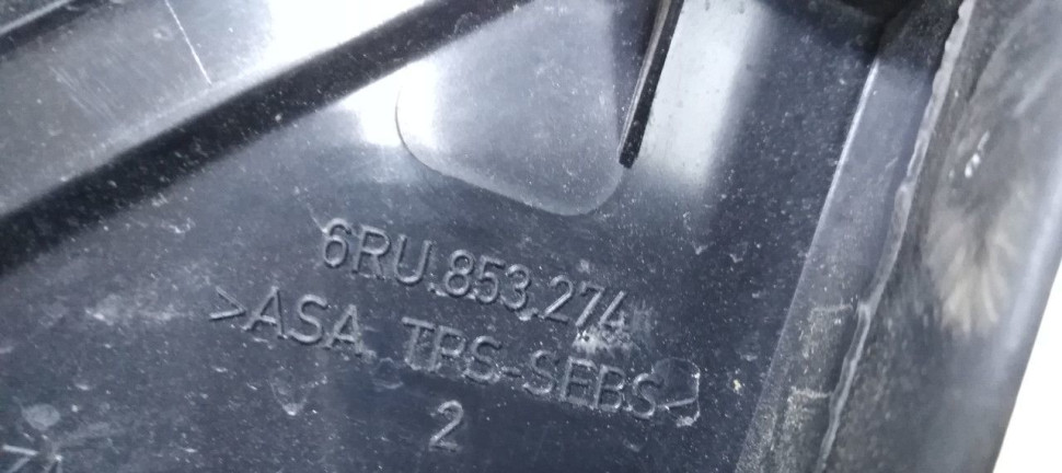 Накладка зеркала правая Volkswagen Polo 5 09-20 oem 6RU853274