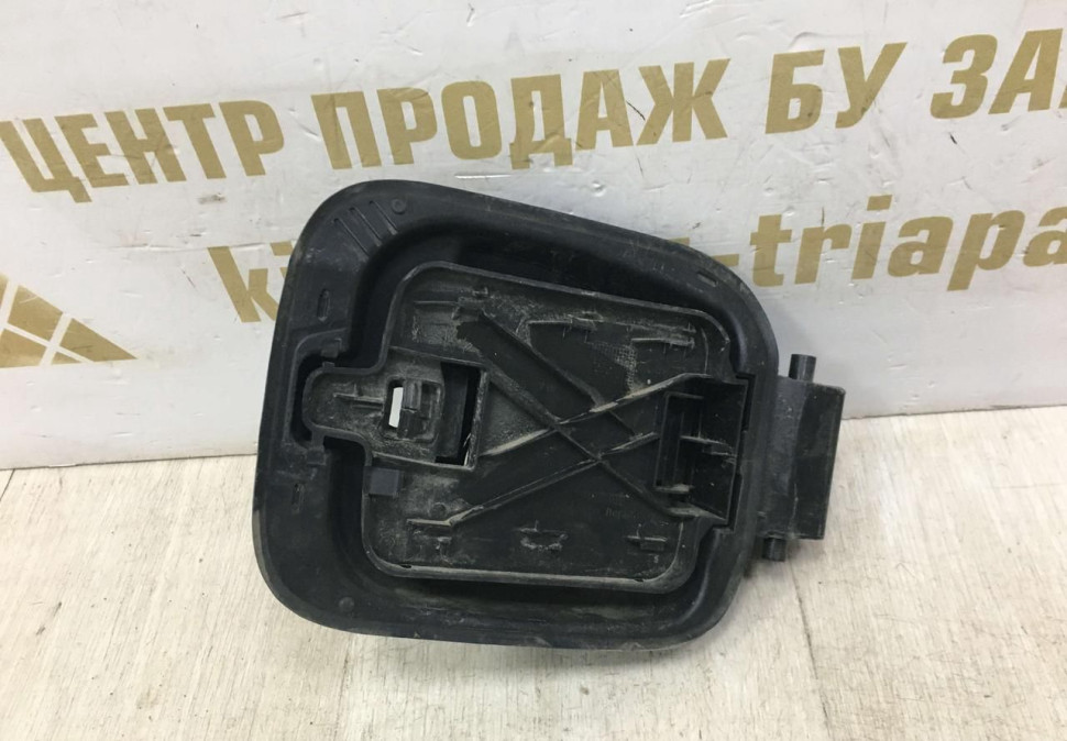 Лючок бензобака Skoda Rapid OEM 5JA809999A