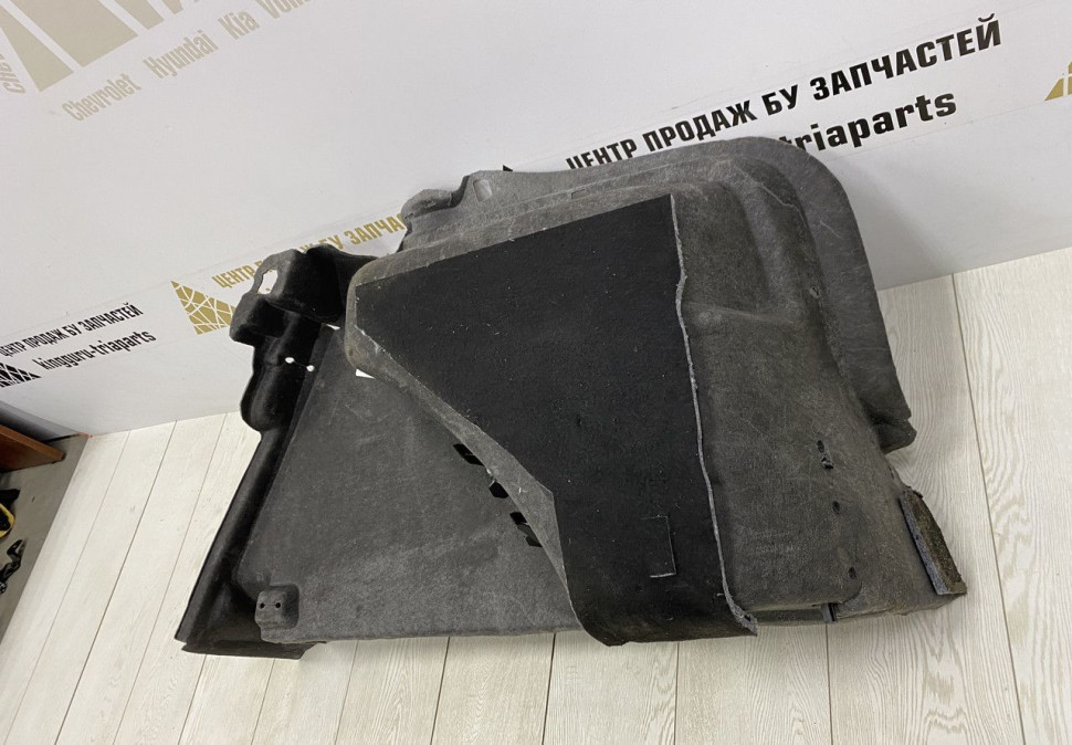 Обивка багажника левая Skoda Rapid OEM 5JA867427D